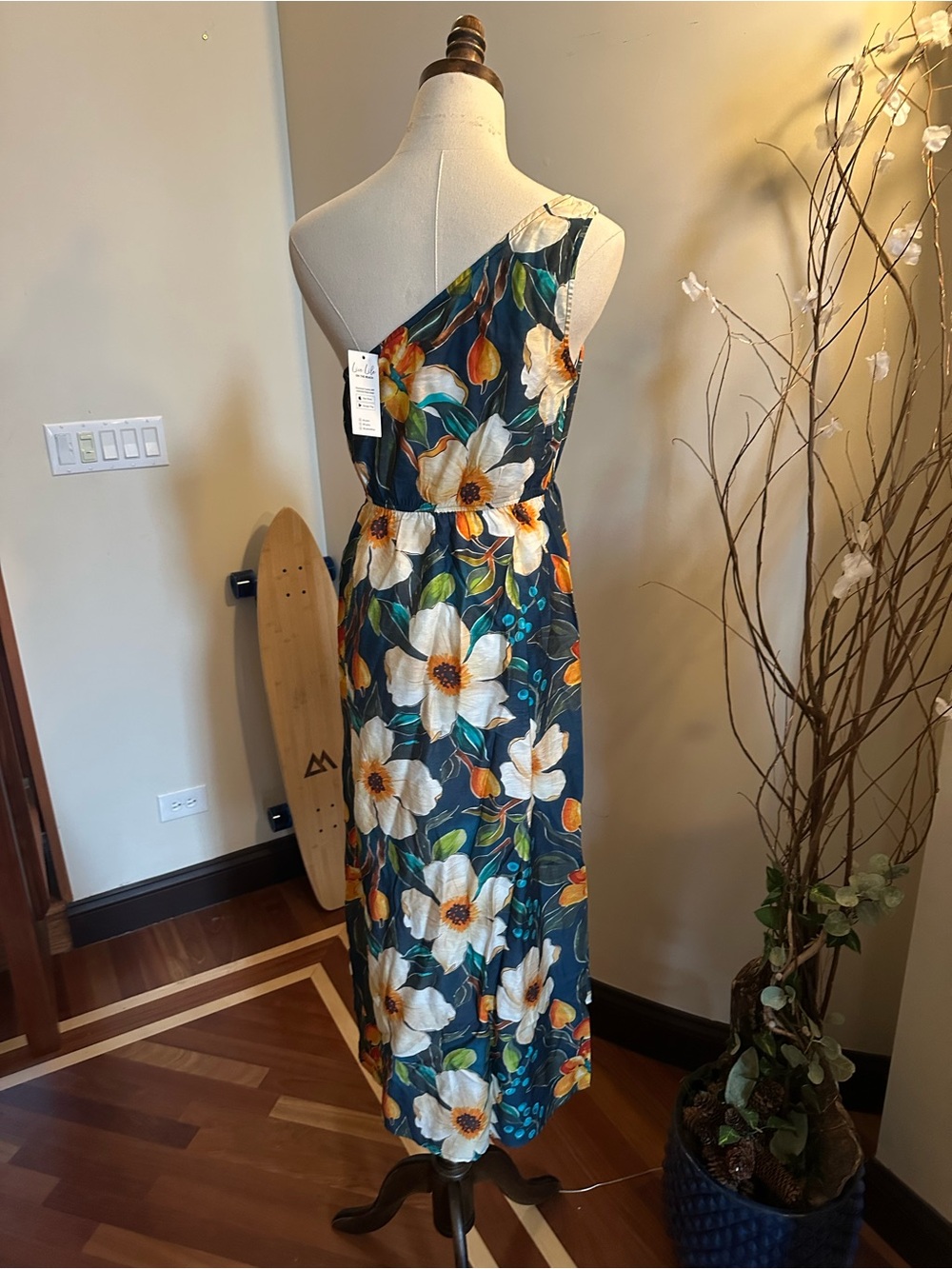 Floral One-Shoulder Midi Dress in Navy and White - Picture 2 of 7